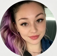 Mia C.