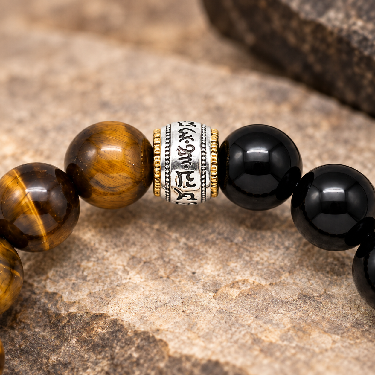 Guardian's Gaze — Black obsidian bracelet & protection bracelet